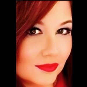 Meet your Posher, Leeanne